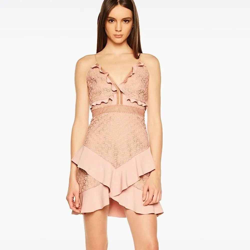 Bardot Women’s 10 / L Fae Dusty Rose Pink Lace Mini Dress Sleeveless V Neck